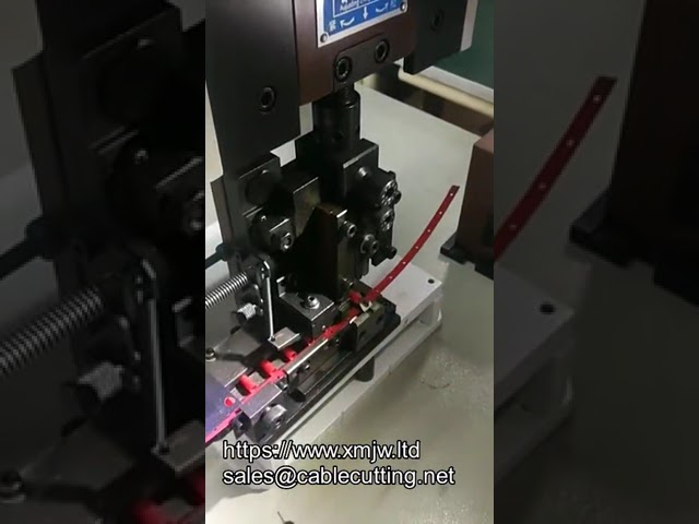 European Tube Nylon Ring Type Pre-insulated Terminal Crimping Mould Applicator