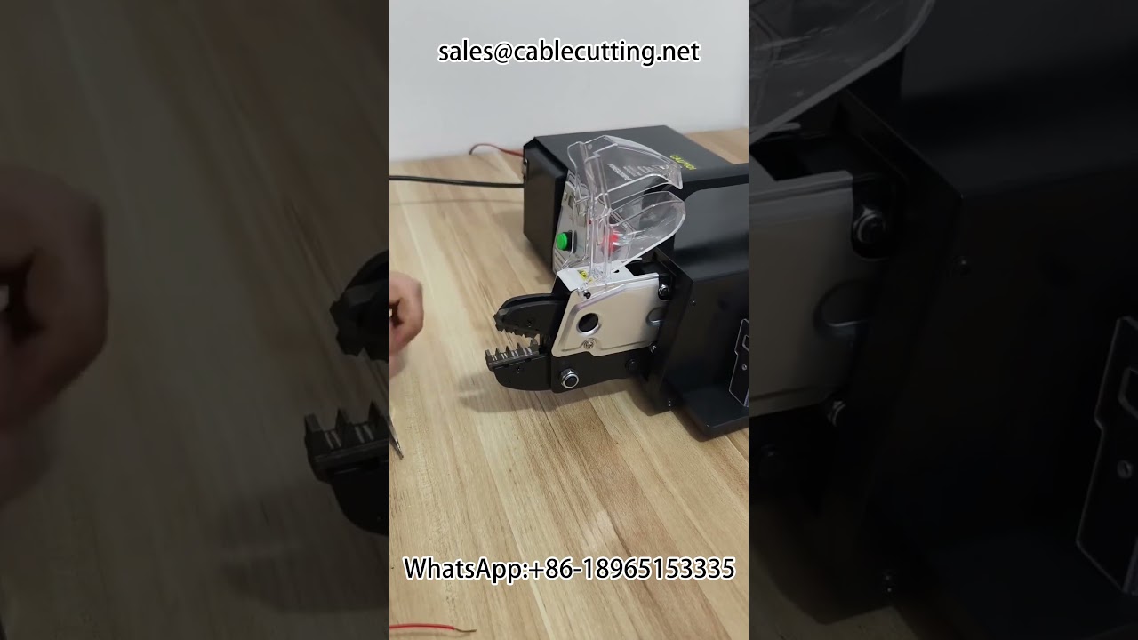 Electric terminal crimping machine crimping alligator clips