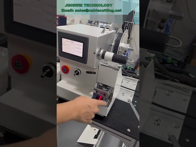 220V 110V Tape Cutting Machine, 200W, 1000 2000pcs h For Tapes Of Various Specifications And Materia